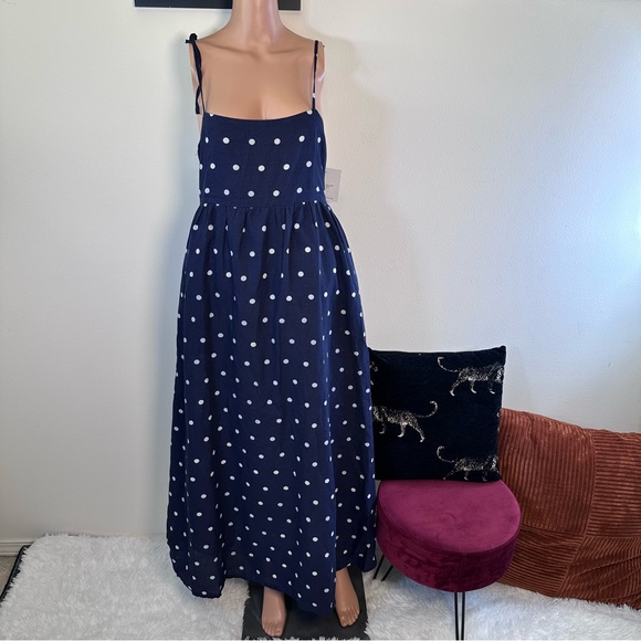 BEACH RIOT Valory Maxi Dress in Navy Polka Dot cotton linen flowy blue summer - Picture 3 of 5